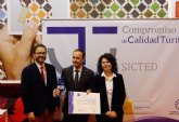 La Consejera de Turismo, Cultura y Medio Ambiente obtiene el premio a la mejor administracin pblica en apoyo al SICTED