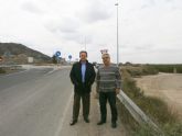 El director general de Carreteras visita con el alcalde pedáneo de Zeneta la carretera RM-F16