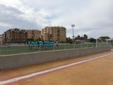 Murcia invierte 300.000 euros en renovar el césped del Campo de Fútbol José Barnés, una mejora que beneficiará a más de 700 usuarios