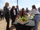 La vicepresidenta tercera Teresa Ribera visita el proyecto AgriConCiencia
