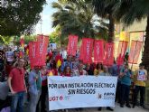 La comunidad educativa del CEIP Santa María de Gracia echa chispas con la instalación eléctrica