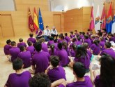 Ms de medio centenar de niños con hemofilia participan en un campamento para formarse en su tratamiento