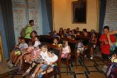 La Escuela de Verano de 'Mimos' visita el Ayuntamiento
