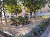 El Ayuntamiento crea una nueva zona verde en la Avenida de Abenarabi