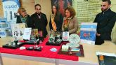 La directora general de Comercio y Proteccin del Consumidor visita el stand de Miniaturas Daz en la Feria de Artesana de Navidad de Murcia