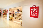 La revolucin MINISO llega a Murcia para una Navidad de diseño japons