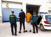 La Guardia Civil detiene en Los Alcázares a dos jóvenes dedicados a cometer atracos