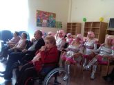 El Centro de Dia de El Algar celebra su 9 aniversario con musica y bailes