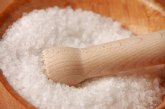 Consumidores e industria alimentaria impulsaron hasta un 150 por ciento la venta de sal marina en el mes de marzo