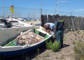 La Guardia Civil decomisa dos embarcaciones de pesca y sus artes utilizadas para pescar ilcitamente en el Mar Menor