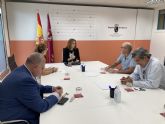 Isabel Franco se reúne con los responsables de la asociación ELA Región de Murcia