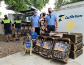 Varios clubes rotarios donan 3 toneladas de pienso a protectoras de Alicante, Murcia y Andaluca