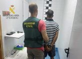 La Guardia Civil detiene a un violento delincuente que asaltó a cuatro personas en Totana La Guardia Civil detiene a un violento delincuente que asaltó a cuatro personas en Totana