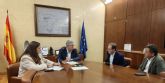 La CHS analiza con empresarios de campos de golf los plazos para garantizar el suministro de agua desalada de la planta de Valdelentisco