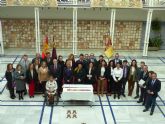 La Fundación San Clemente de Lorca presenta en la Asamblea Regional la réplica de la vaina ceremonial de los Reyes Católicos