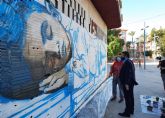 Diez artistas del graffitti decoran calles y plazas de Alcantarilla para celebrar el Da Universal del Niño