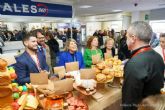 La alcaldesa pone en valor a la empresa familiar en la III edición de la feria Morales Gastronómica