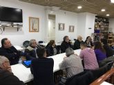 Los vecinos muestran a MC su hartazgo por dcadas de abandono de PP y PSOE en materia de salud pblica