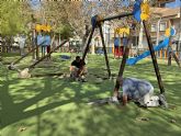 Cerca de un millón de euros para mejorar 11 parques infantiles con 