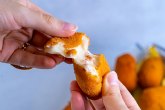 SpainSays, el chef Daniel Valls y Lidl coronan las croquetas como la mejor tapa de España