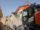 El Ayuntamiento avanza en la regeneraci�n de los barrios altos con la demolici�n de un inmueble degradado en la calle P�sito para construir una nueva vivienda