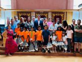 El alcalde de Molina de Segura recibe a los ni&ntilde;os saharauis que participan en el programa Vacaciones en Paz