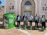 'No seas ms raro que un perro verde. Recicla vidrio'