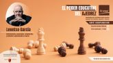 El 'maestro del Ajedrez' Leontxo Garc�a, aborda el poder educativo de esta disciplina en los caf�s cooperativos de Ucomur