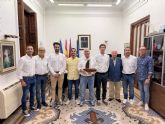 El Ayuntamiento de �guilas recibe a la tripulaci�n del Saleroso 2.0, subcampeona de Espa&ntilde;a de Cruceros