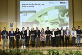 La UMU entrega premios a grandes empresas y pymes que fomentan la empleabilidad del alumnado universitario