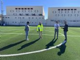 El Gobierno local impulsa la sustitucin de csped en el campo de ftbol-8 de la Ciudad Deportiva El Romeral