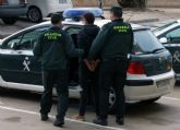 La Guardia Civil detiene al presunto autor de una decena de robos en viviendas de Los Alcázares
