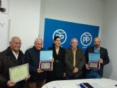 El Partido Popular de Cieza rinde homenaje a la labor de sus dos ltimos alcaldes