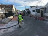 Comienzan las obras que culminarn la reposicin de aceras en el barrio Los Pescadores