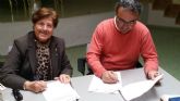La Federación de Clubes de Personas Mayores y el Colegio de Podólogos firman un convenio con ventajas económicas
