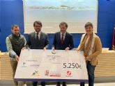 Custoride y Alcer Sureste reciben el cheque solidario de la Carrera 10K Puerto de Cartagena