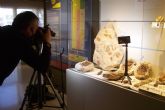 Investigadores de un proyecto sobre la flora de hace 66 millones de anos visitan el mupe