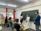 La consejera de Educación y Cultura visita el IES La Flota y la Escuela de Hostelería y Turismo de Murcia