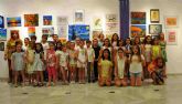Cincuenta niños caravaqueños, alumnos de Keke Calvache, exponen en la Casa de la Cultura