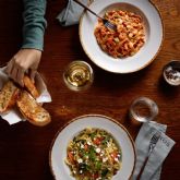 El mejor plan para cenar entre semana en Murcia: ¿Invitar a cenar y que te salga gratis?