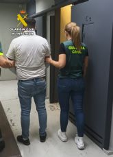 La Guardia Civil detiene a un conductor por atropellar a un peatn, que muri, y abandonarlo en el lugar del siniestro vial