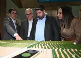 L�pez Miras subraya el liderazgo nacional de la Regi�n en exportaci�n de sistemas de riego para agricultura