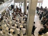 La Orquesta Sinfónica de la Región de Murcia lleva la alegría de la música a varios hospitales de la Región