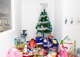MEDAC recauda ms de 1.700 kilos de alimentos y 800 juguetes en su campaña solidaria navideña