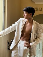 Valentina Cadena lleva “Fibra Caribe” a una nueva narrativa de moda: artesanía caribeña y elegancia masculina contemporánea