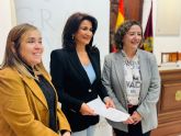 Los mayores de las pedan�as de Lorca ya disfrutan de talleres de salud f�sica, desarrollo personal y competencias digitales