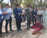 El Paseo de las Letras de Molina de Segura se ampl�a con la incorporaci�n de cuatro escritores, Francisco Torres Monreal, Daniel Torregrosa, Lola Rontano y Alfonso Merlos