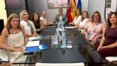 El consejero de Empresa se re�ne con la asociaci�n de mujeres empresarias Colabora Mujer