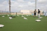 El Ayuntamiento invierte 17.000 euros en crear el nuevo campo de ftbol chupete del Polgono de Santa Ana