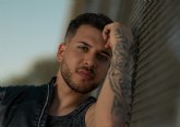 Tony Lozano rompe la Bachata Sensual con 'Miradita Asesina'
